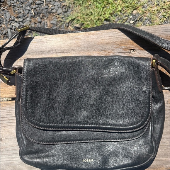 Fossil Black Leather Crossbody Bag - Picture 1 of 6